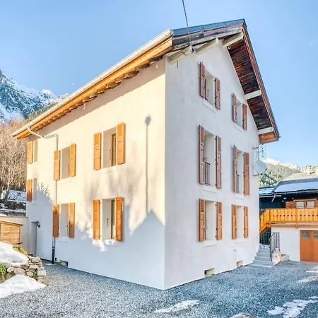 L'argoat - Warm And Cosy 6 Bedroom Шале